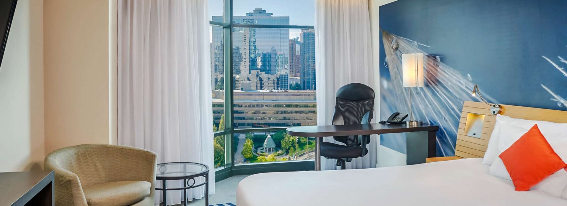 https://www.accorhotels.com/0910